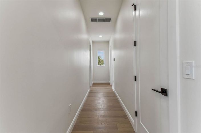 Image No.23-4 Bed Property for sale