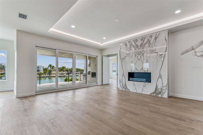 Image No.29-4 Bed Property for sale