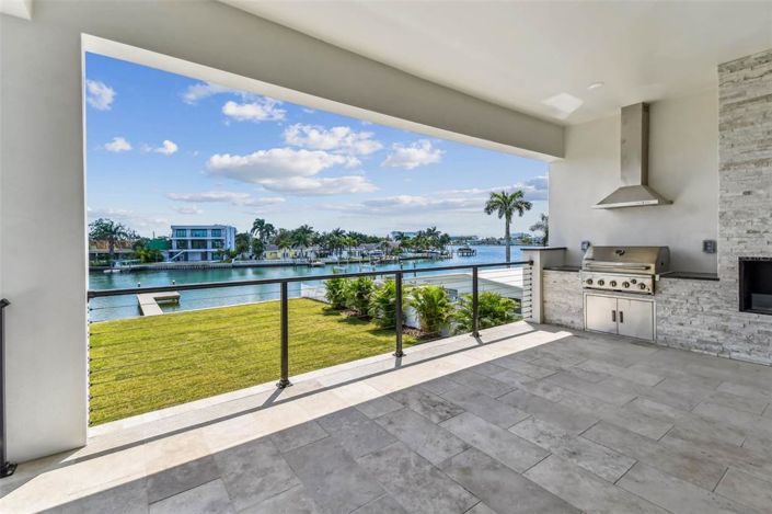 Image No.45-4 Bed Property for sale