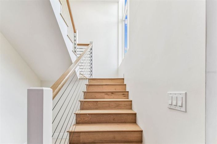 Image No.60-4 Bed Property for sale