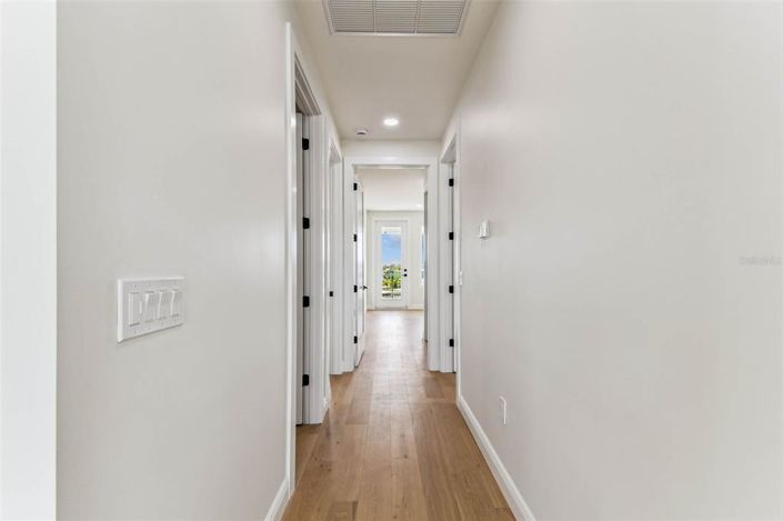 Image No.65-4 Bed Property for sale