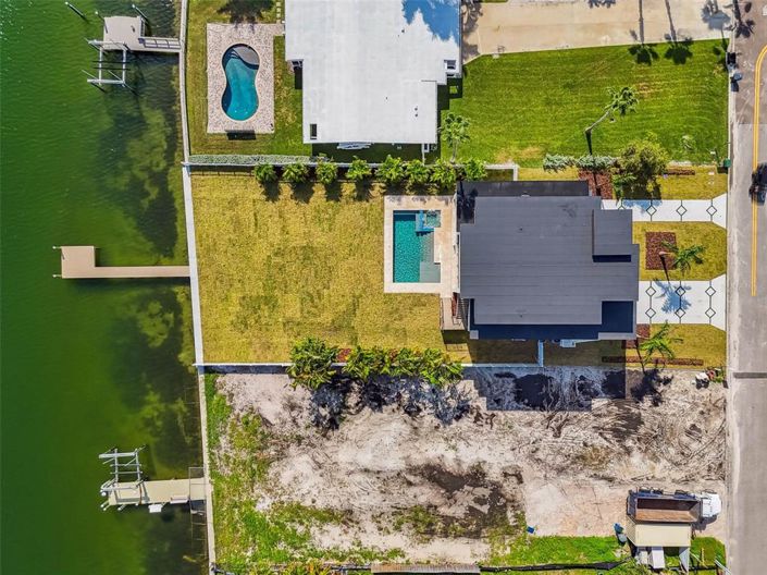 Image No.80-4 Bed Property for sale