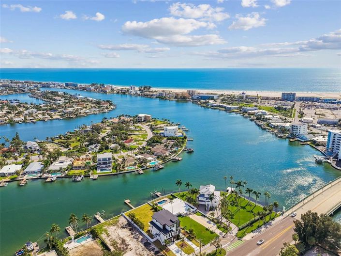 Image No.81-4 Bed Property for sale