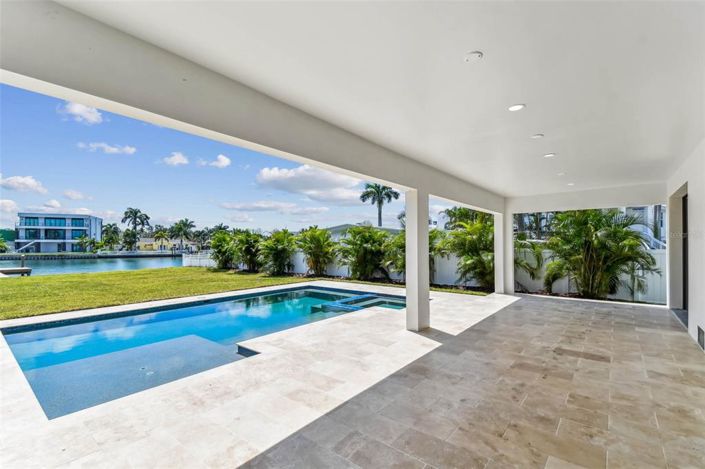 Image No.95-4 Bed Property for sale