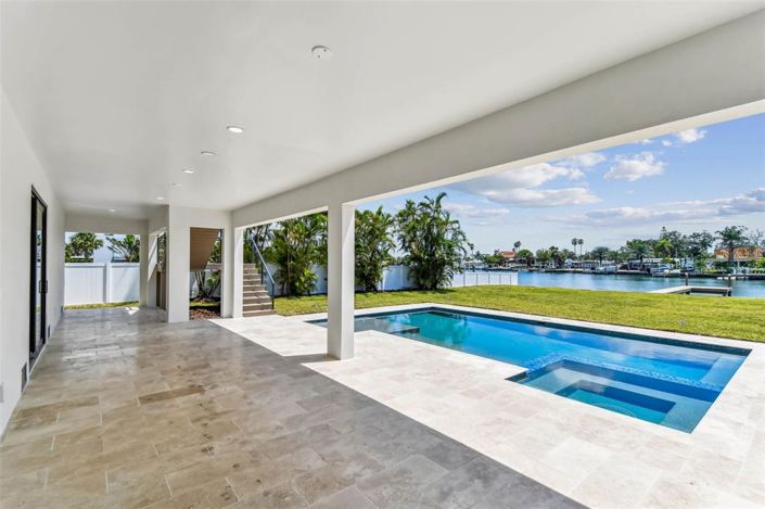 Image No.96-4 Bed Property for sale