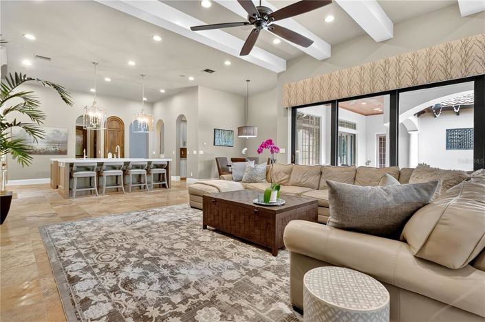 Image No.11-3 Bed Property for sale