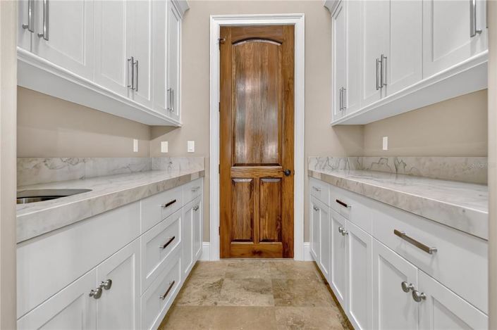 Image No.15-3 Bed Property for sale