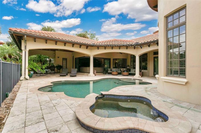 Image No.35-3 Bed Property for sale