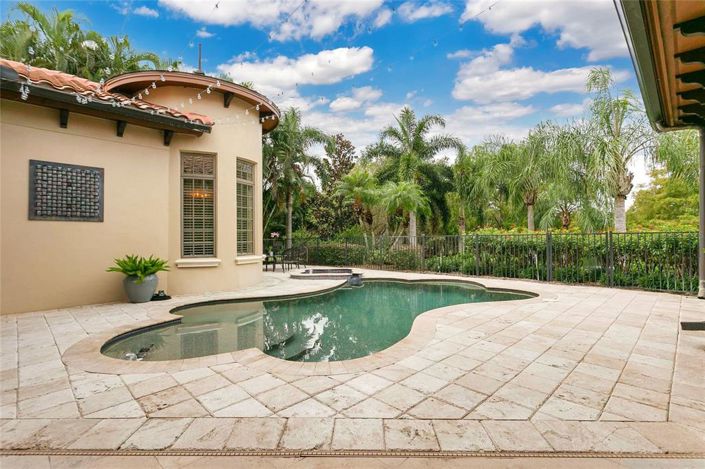 Image No.38-3 Bed Property for sale