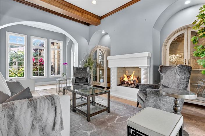 Image No.8-3 Bed Property for sale