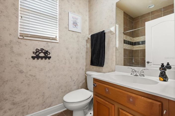 Image No.32-4 Bed Property for sale