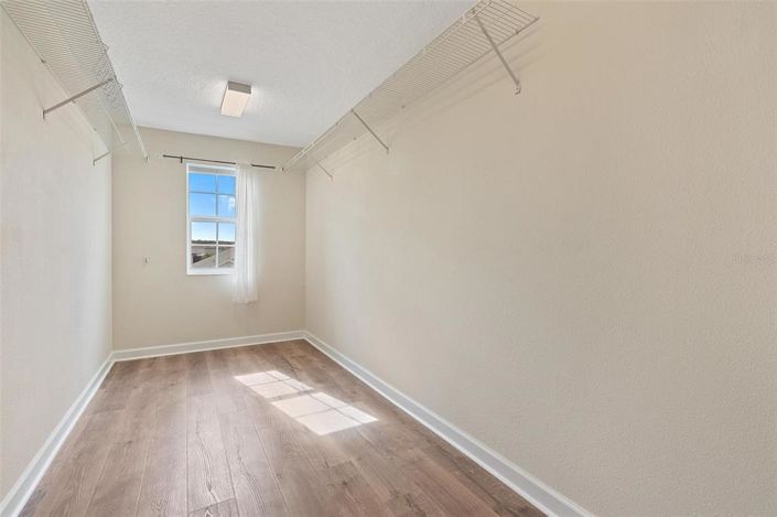 Image No.23-4 Bed Property for sale