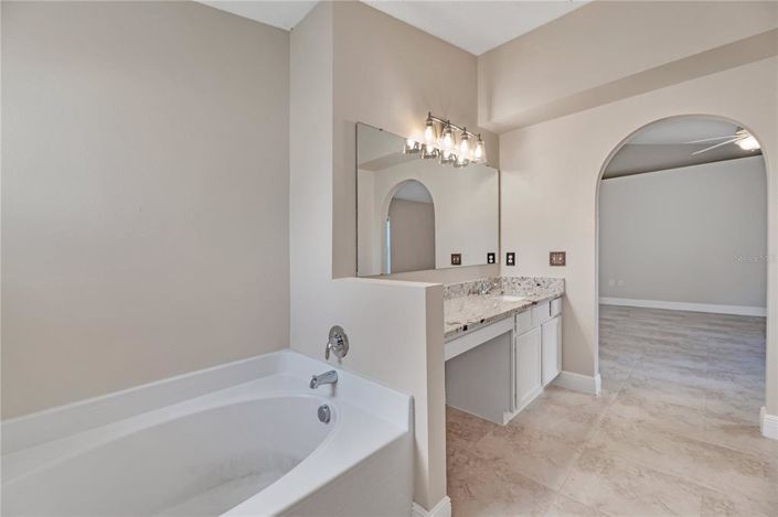 Image No.13-3 Bed Property for sale