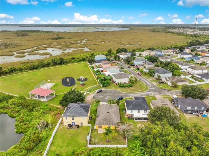 Image No.22-3 Bed Property for sale