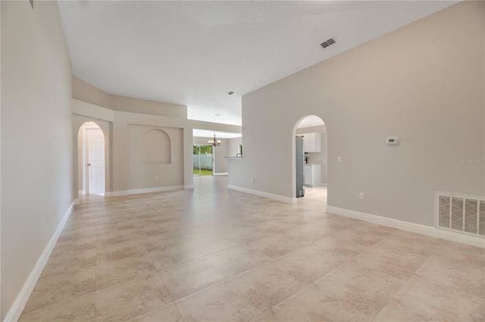 Image No.4-3 Bed Property for sale