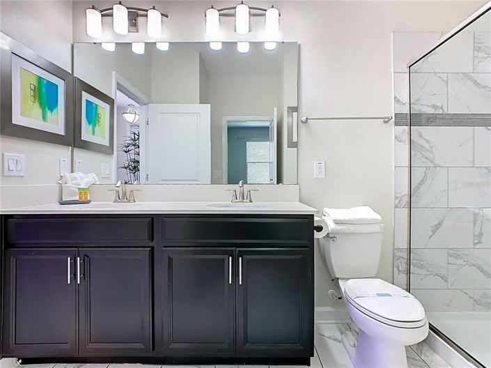 Image No.38-8 Bed Property for sale