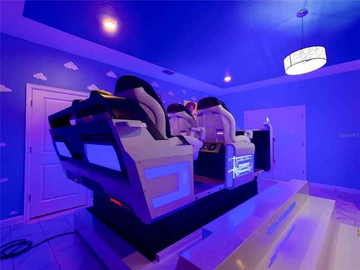 Image No.48-8 Bed Property for sale