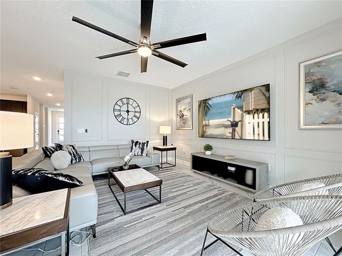 Image No.17-6 Bed Property for sale