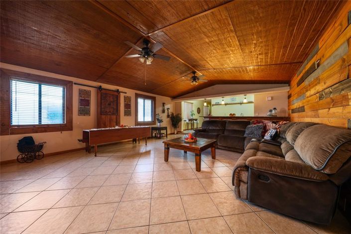 Image No.35-4 Bed Property for sale