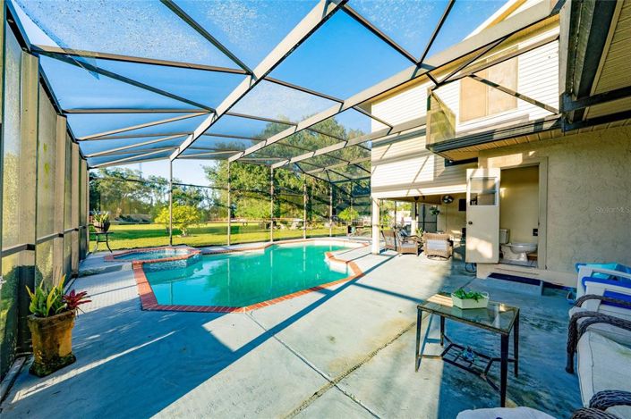 Image No.44-4 Bed Property for sale