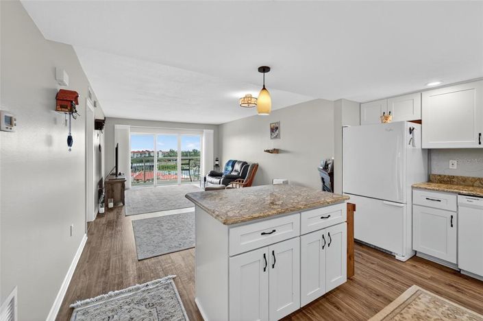 Image No.7-1 Bed Property for sale