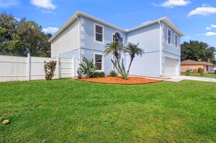 Image No.57-5 Bed Property for sale