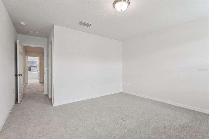 Image No.16-3 Bed Townhouse for sale