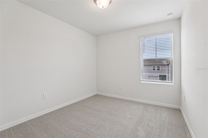 Image No.24-3 Bed Townhouse for sale