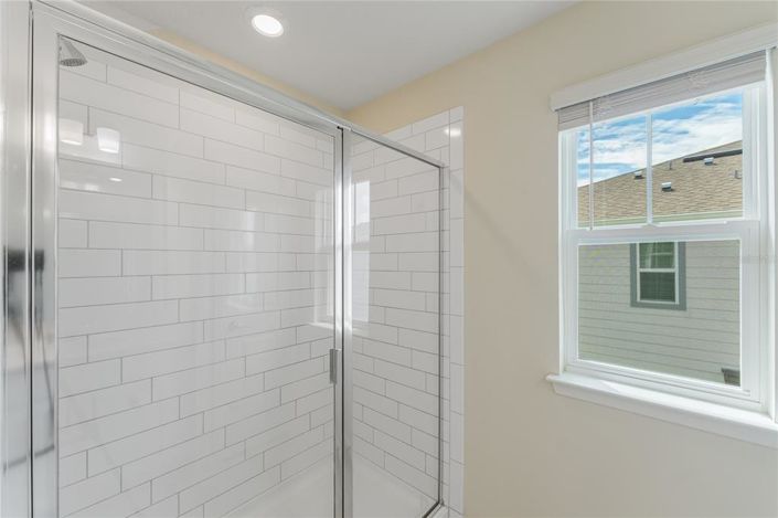 Image No.25-3 Bed Townhouse for sale