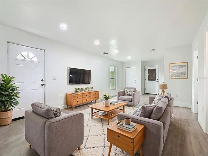 Image No.3-Propriété de 4 chambres à vendre à Haines City