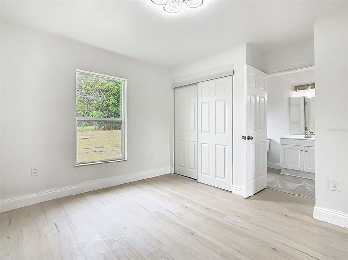 Image No.32-Propriété de 4 chambres à vendre à Haines City