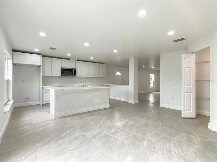 Image No.8-Propriété de 4 chambres à vendre à Haines City