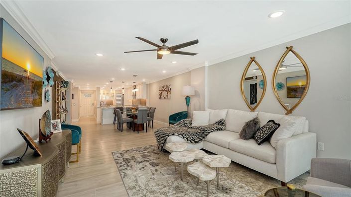 Image No.21-2 Bed Property for sale