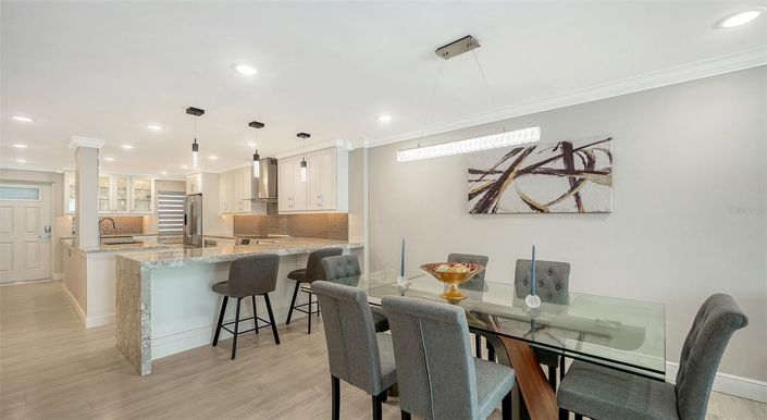 Image No.27-2 Bed Property for sale