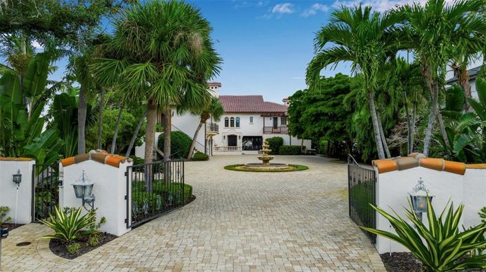 Image No.1-Propriété de 4 chambres à vendre à Sarasota