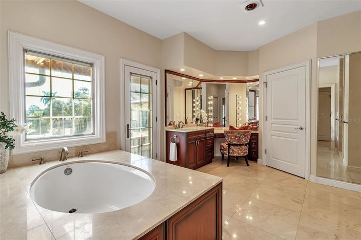 Image No.25-Propriété de 4 chambres à vendre à Sarasota