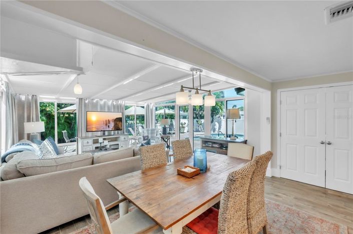 Image No.14-2 Bed Property for sale