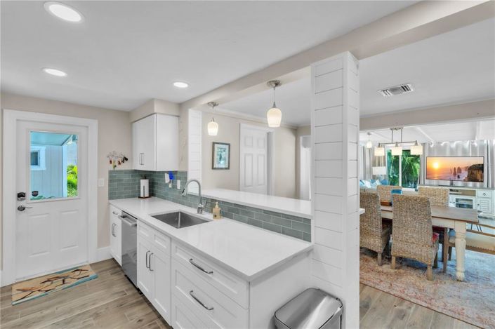 Image No.16-2 Bed Property for sale