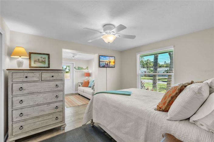 Image No.24-2 Bed Property for sale