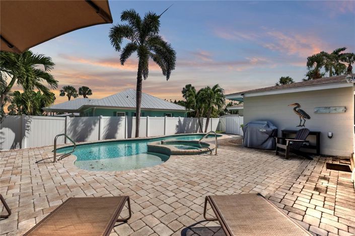 Image No.29-2 Bed Property for sale