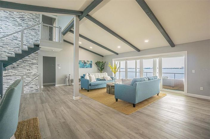 Image No.6-4 Bed Property for sale