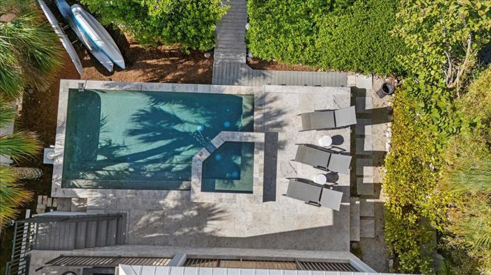 Image No.52-5 Bed Property for sale