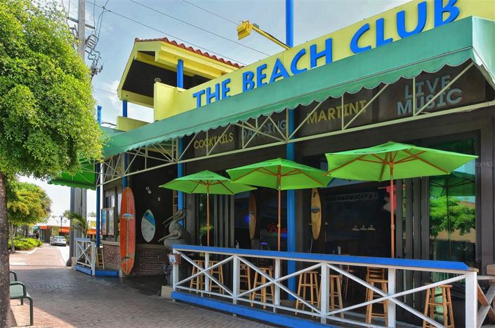 Image No.85-5 Bed Property for sale