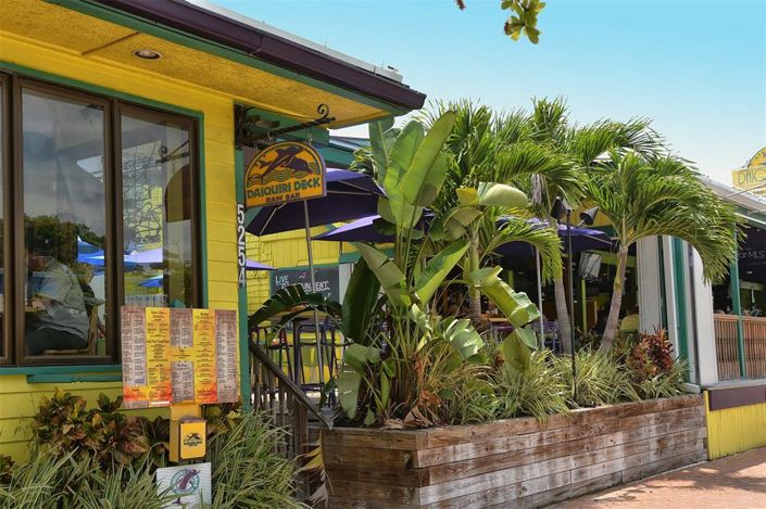 Image No.88-5 Bed Property for sale