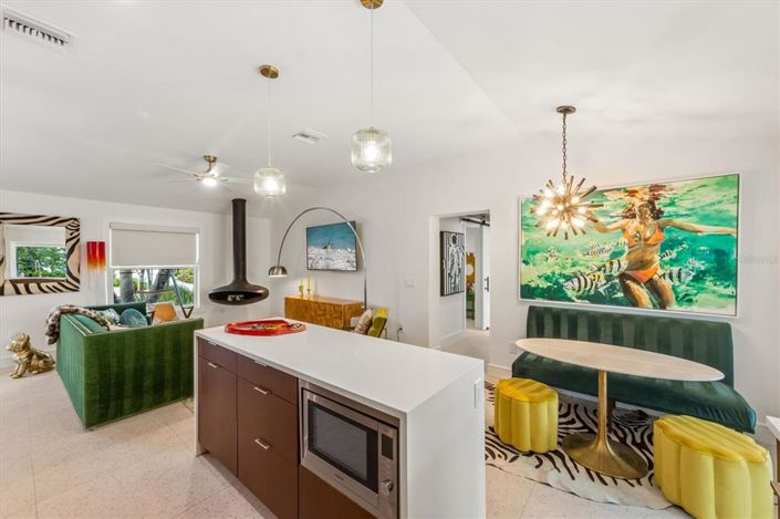 Image No.14-3 Bed Property for sale