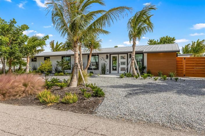 Image No.2-3 Bed Property for sale