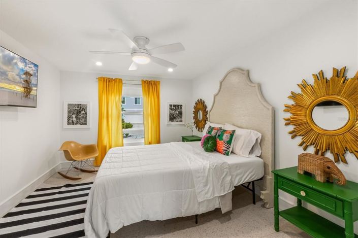 Image No.27-3 Bed Property for sale