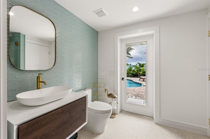 Image No.30-3 Bed Property for sale