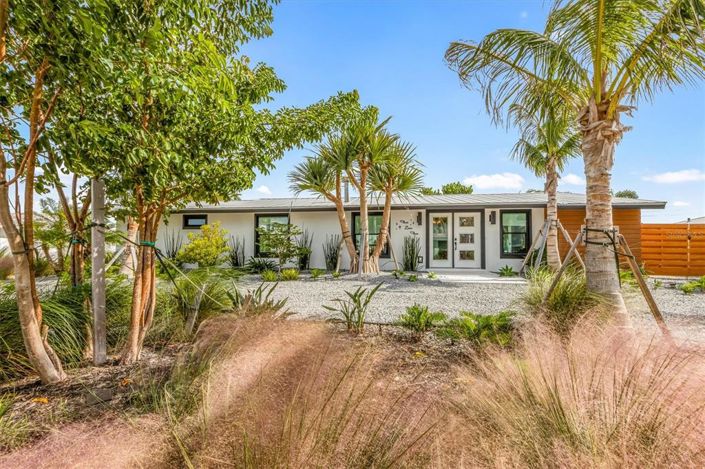 Image No.4-3 Bed Property for sale