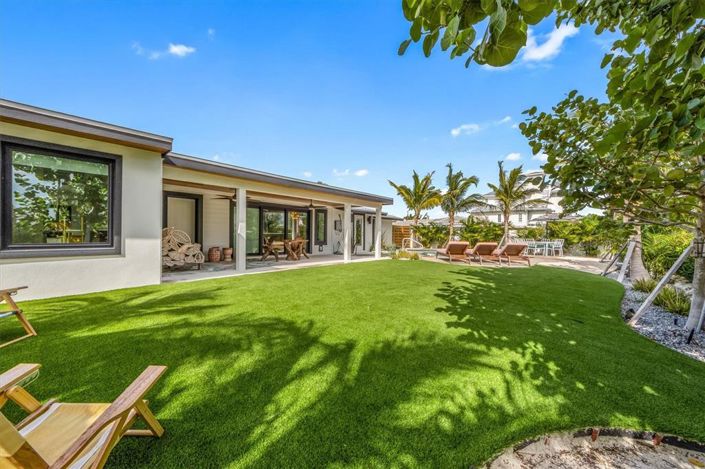 Image No.48-3 Bed Property for sale